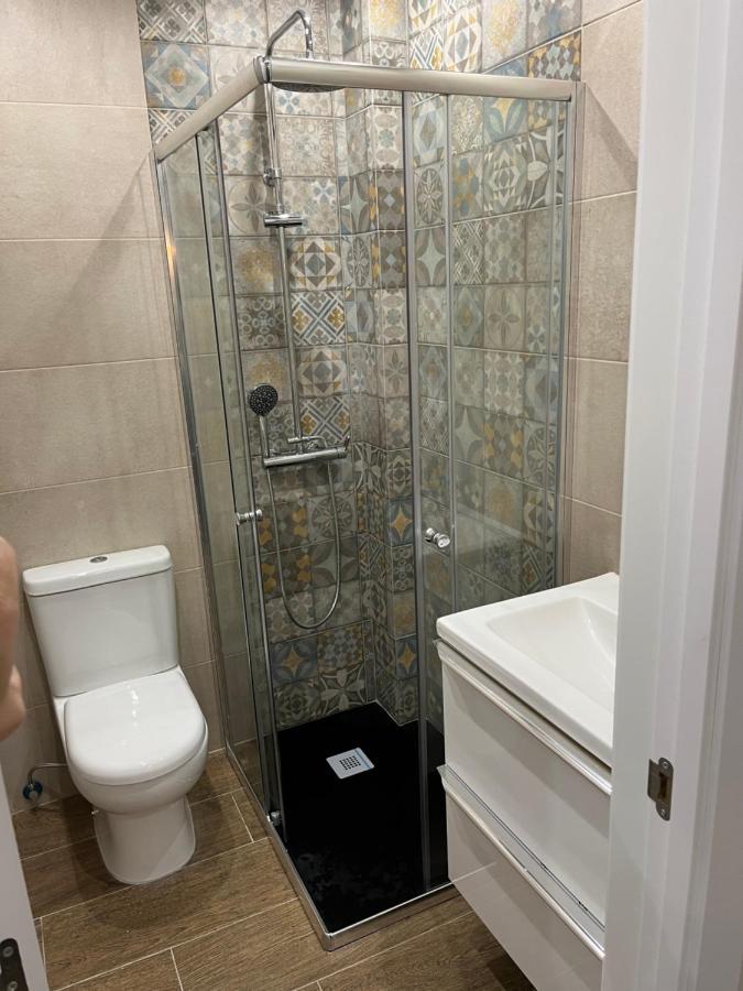 Acogedor Apartamento En La Buhaira Севилья Экстерьер фото