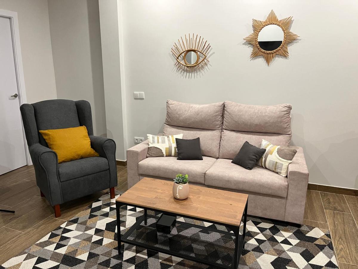 Acogedor Apartamento En La Buhaira Севилья Экстерьер фото