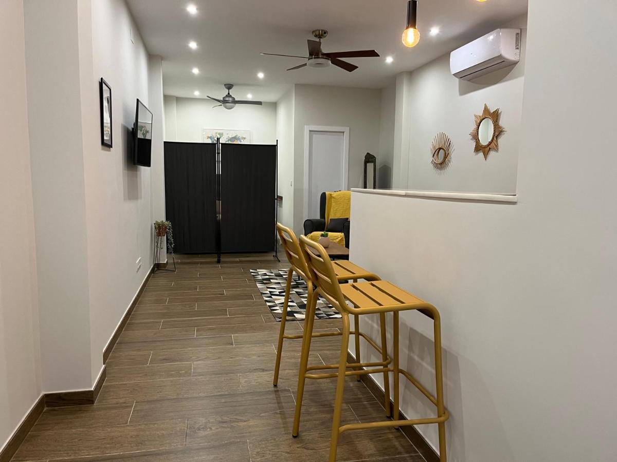 Acogedor Apartamento En La Buhaira Севилья Экстерьер фото